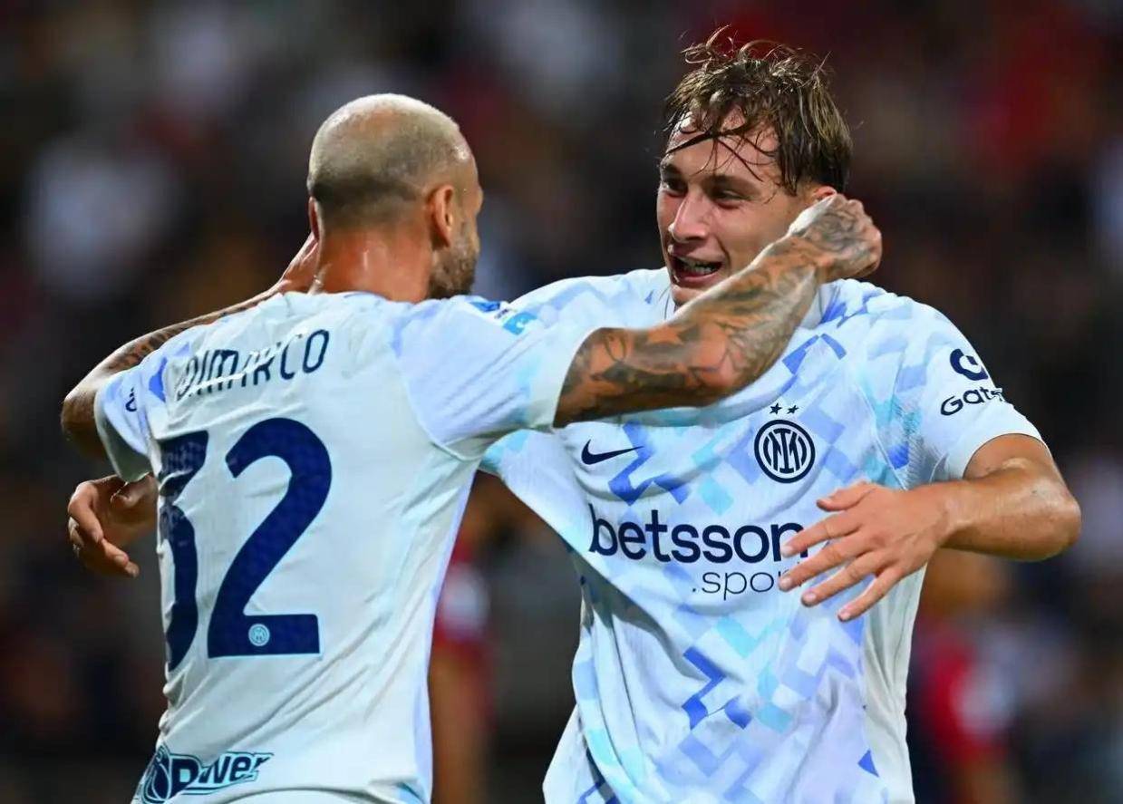 国米2-0掀翻卡利亚里升第三！19岁新太子进球获盛赞，劳塔罗状态火热